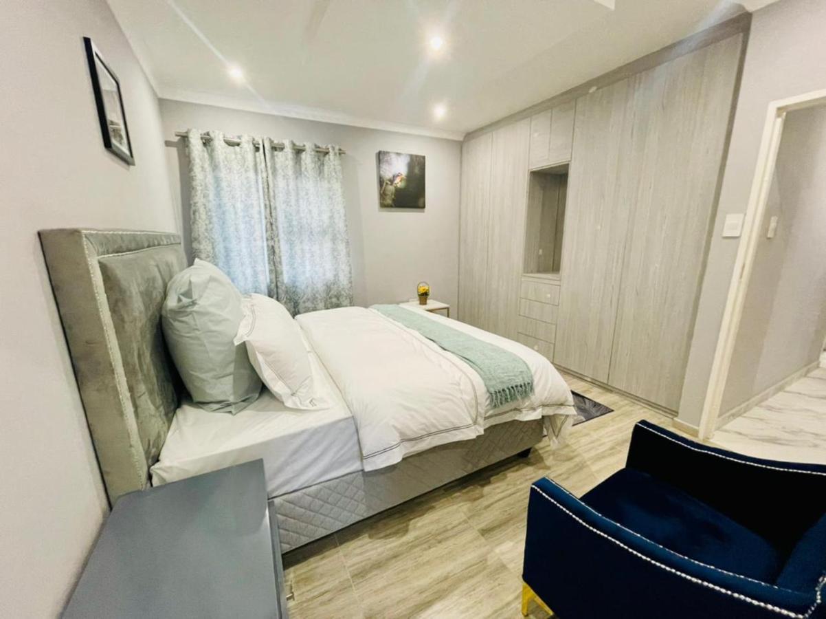 Cozier Glitz Villa Cape Town Exterior foto