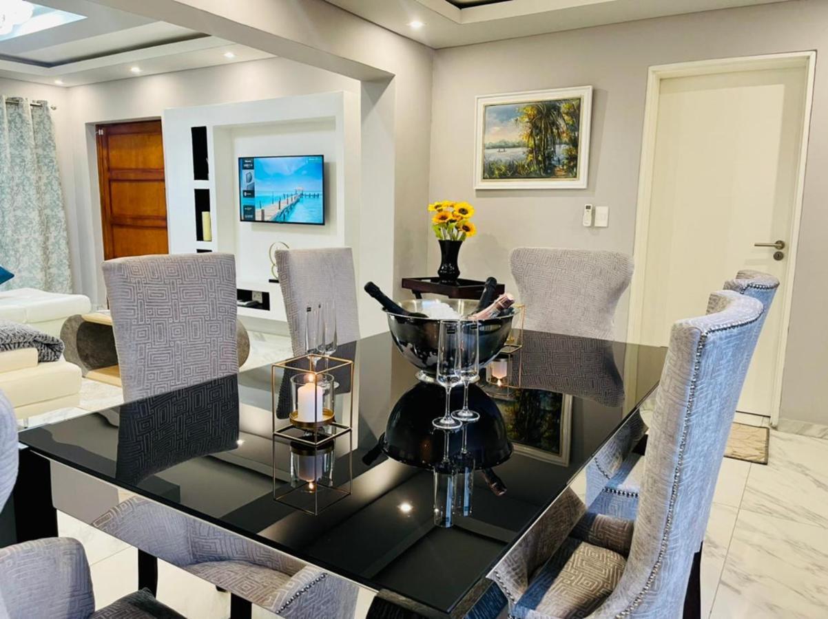 Cozier Glitz Villa Cape Town Exterior foto
