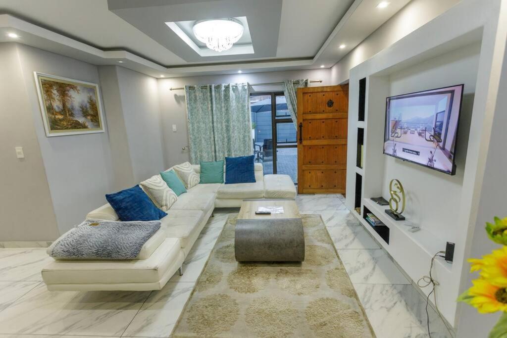 Cozier Glitz Villa Cape Town Exterior foto