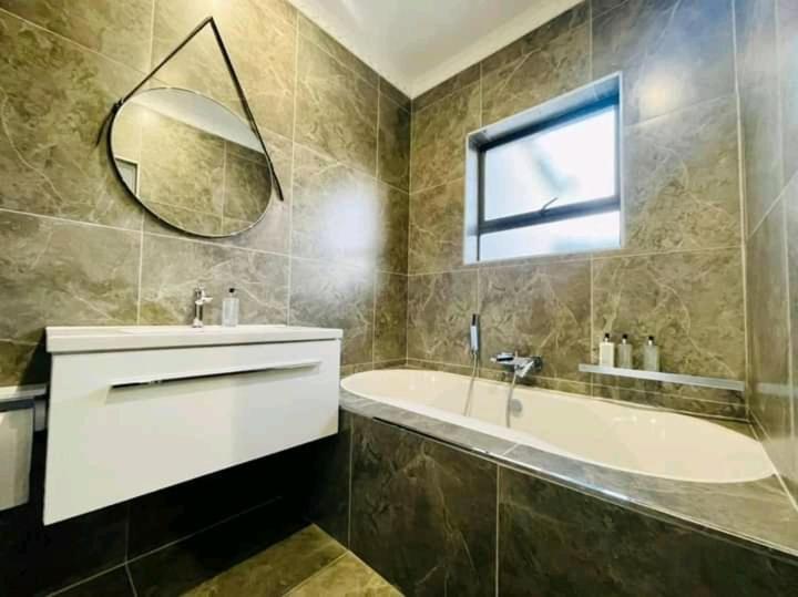 Cozier Glitz Villa Cape Town Exterior foto